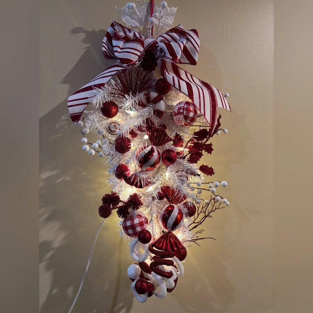Festive Red and White Holiday Swag